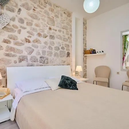 Amelie * Dubrovnik